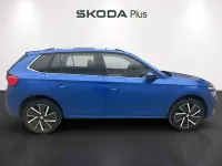 Usado Skoda Kamiq Sport 110 CV (80 kW) 2023 Azul SUV