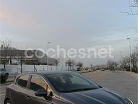 Usado Renault Clio V Zen 100 CV (73 kW) 2021 Gris / plata Berlina