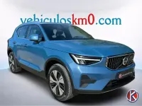 Usado Volvo XC40 Core 211 HP (155 kW) 2023 Azul SUV