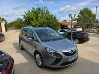 Usado Opel Zafira Tourer Selective 130 CV (95 kW) 2014 Gris / plata Monovolumen