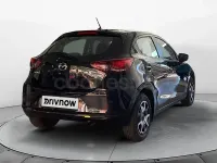 Usado Mazda 2 Center-Line 90 CV (66 kW) 2023 Negro Utilitario