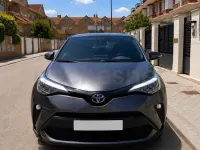 Usado Toyota C-HR Advance 122 CV (89 kW) 2023 Gris / plata SUV