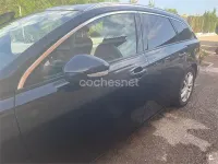 Usado Peugeot 508 SW Active 140 CV (102 kW) 2011 Negro Familiar