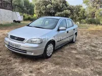 Usado Opel Astra Elegance 125 CV (91 kW) 2003 Gris / plata Berlina