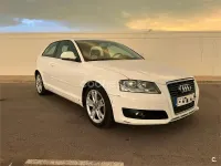 Usado Audi A3 Attraction 105 CV (77 kW) 2011 Blanco Utilitario