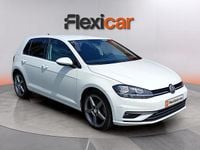 Usado VW Golf VII Advance 116 HP (85 kW) 2019 Branco Sedan