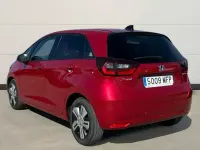 Usado Honda Jazz Executive 109 CV (80 kW) 2023 Rojo Utilitario