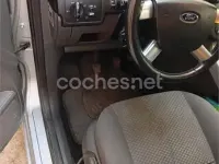 Usado Ford C-MAX Trend 109 CV (80 kW) 2007 Gris / plata Monovolumen