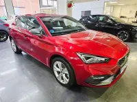 Usado Seat Leon FR 205 CV (150 kW) 2023 Rojo Berlina