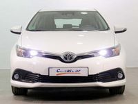 Usado Toyota Auris Active 116 CV (85 kW) 2016 Blanco Utilitario