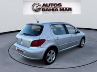 Usado Peugeot 307 110 CV (80 kW) 2006 Gris / plata Berlina