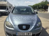 Usado Seat Toledo Sport 105 CV (77 kW) 2006 Verde Utilitario