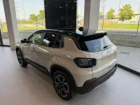 Nuevo Jeep Avenger Summit 100 CV (73 kW) 2026 Gris / plata SUV