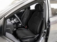 Usado Kia Picanto 63 CV (46 kW) 2024 Gris Utilitario