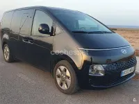 Usado Hyundai Staria 177 CV (130 kW) 2024 Negro Monovolumen