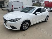 Usado Mazda 3 Luxury 150 CV (110 kW) 2014 Blanco Berlina
