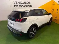 Usado Peugeot 3008 Allure 130 CV (95 kW) 2018 Blanco SUV