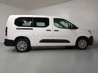 Usado Citroën Berlingo Live 102 CV (75 kW) 2021 Blanco Monovolumen