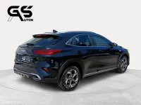 Usado Kia XCeed 100 CV (73 kW) 2024 Negro SUV