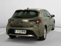 Usado Toyota Corolla Active 140 CV (102 kW) 2024 Blanco Berlina