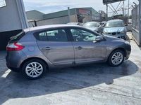 Usado Renault Mégane Dynamique 115 CV (84 kW) 2013 Beige Berlina