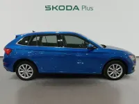 Usado Skoda Scala Ambition 110 CV (80 kW) 2021 Azul Utilitario
