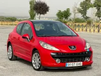 Usado Peugeot 207 GTi 110 CV (80 kW) 2009 Rojo Berlina
