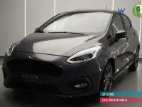 Usado Ford Fiesta Trend 95 CV (69 kW) 2020 Gris / plata Utilitario