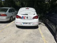 Usado Opel Corsa Expression 75 CV (55 kW) 2015 Blanco Utilitario