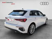 Käytetty Audi A3 S-Line 150 HP (110 kW) 2023 Valkoinen Sedan
