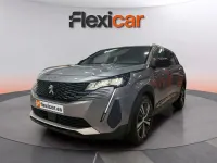 Usado Peugeot 5008 Allure 136 CV (100 kW) 2024 Gris SUV