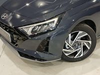 Nuevo Hyundai i20 102 CV (75 kW) 2025 Gris Utilitario