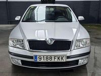 Usado Skoda Octavia Active 105 CV (77 kW) 2007 Gris Utilitario