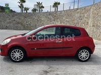 Usado Renault Clio II Exception 85 CV (62 kW) 2008 Rojo Berlina