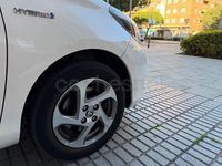 Usado Toyota Yaris Hybrid Active 100 CV (73 kW) 2015 Blanco Berlina