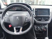 Usado Peugeot 208 Style 82 CV (60 kW) 2018 Blanco Utilitario