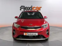 Usado Kia Stonic 101 CV (74 kW) 2021 Rojo SUV