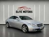 Usado Mercedes CLS500 306 CV (225 kW) 2005 Gris / plata Berlina