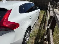 Usado Volvo V40 Kinetic 120 CV (88 kW) 2015 Blanco Berlina