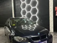 Usado BMW 318 122 CV (89 kW) 2006 Azul Berlina