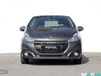 Usado Peugeot 208 Signature Sky 82 CV (60 kW) 2019 Gris Utilitario