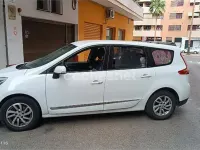 Usado Renault Scénic III Dynamique 110 CV (80 kW) 2012 Blanco Monovolumen