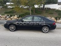 Usado Ford Mondeo Trend 115 CV (84 kW) 2001 Negro Berlina