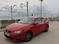 Usado Seat Leon SC I-Tech 122 CV (89 kW) 2014 Rojo Utilitario