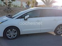Usado Peugeot 5008 Style 120 CV (88 kW) 2016 Blanco Monovolumen