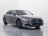Usado Audi A8L Ambiente 449 CV (330 kW) 2021 Gris Berlina