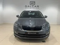 Usado Skoda Octavia Style 150 CV (110 kW) 2019 Gris / plata Familiar