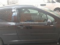 Usado Peugeot 207 110 CV (80 kW) 2006 Negro Berlina
