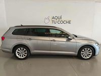 Begagnad VW Passat Executive 150 HK (110 kW) 2022 Grå Kombi