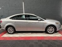 Usado Ford Mondeo Trend 140 CV (102 kW) 2007 Gris / plata Berlina